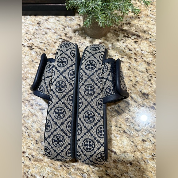 Tory Burch T Monogram Jacquard Bubble Slides in Hazel & Navy 6.5 - Picture 6 of 13